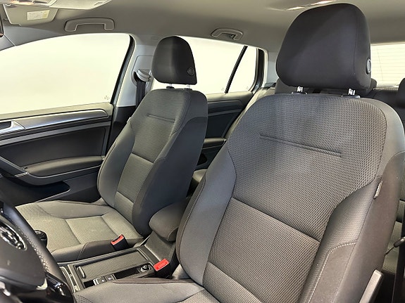 Volkswagen Golf I 14 of 26