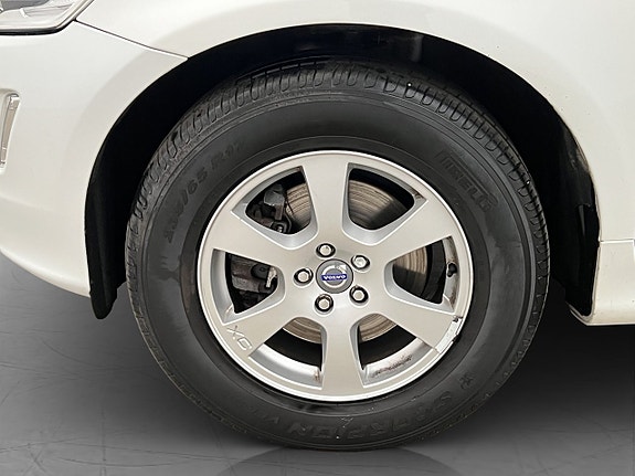 Volvo XC60 29 of 30