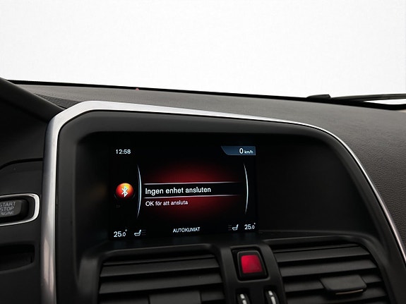 Volvo XC60 18 of 30