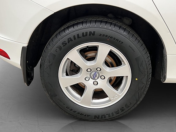 Volvo XC60 27 of 30