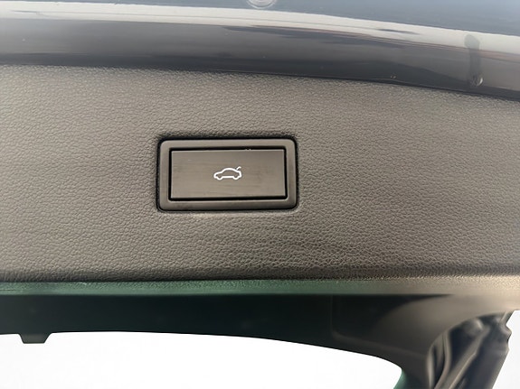 Volkswagen Tiguan 30 of 30