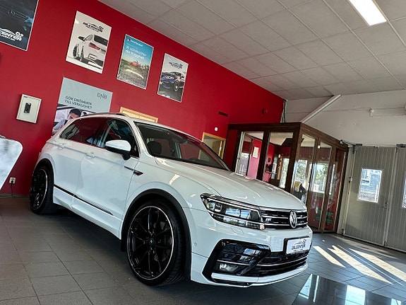 Volkswagen Tiguan 2 of 15