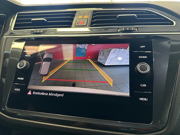 Volkswagen Tiguan 15 of 15
