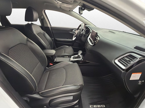 Kia Ceed 22 of 30