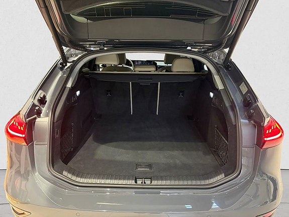 Audi A6 e-tron 13 of 14