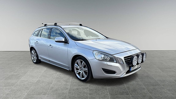 Volvo V60 4 of 11