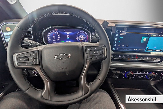 Chevrolet Silverado 2500 8 of 14