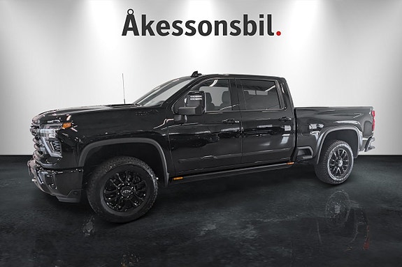 Chevrolet Silverado 2500 3 of 14