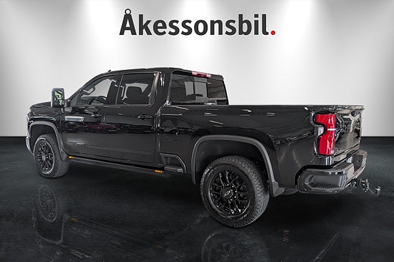 Chevrolet Silverado 2500 4 of 14