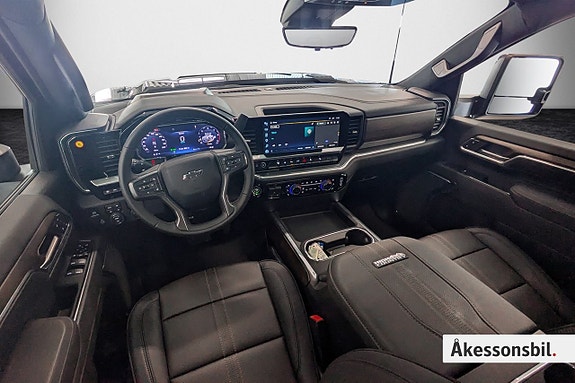 Chevrolet Silverado 2500 7 of 14