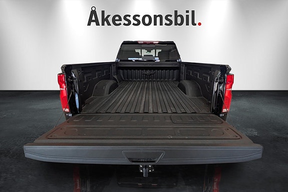 Chevrolet Silverado 2500 13 of 14