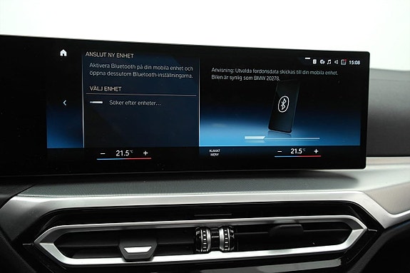 BMW i4 16 of 26