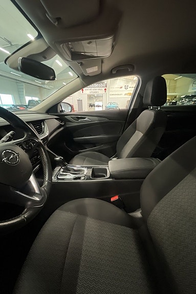 Opel Insignia 7 of 10
