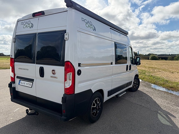 Pössl Roadcar*5.40m*Nya 140hk Euro 6*Solceller*Drag:2500kg*3.99% i rän 25 of 25