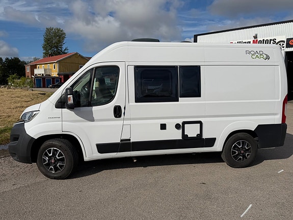Pössl Roadcar*5.40m*Nya 140hk Euro 6*Solceller*Drag:2500kg*3.99% i rän 22 of 25