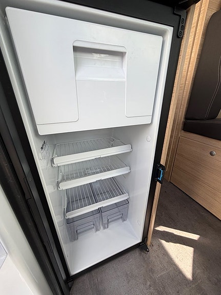 Pössl Roadcar*5.40m*Nya 140hk Euro 6*Solceller*Drag:2500kg*3.99% i rän 5 of 25