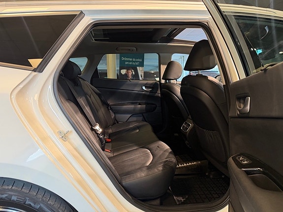 Kia Optima 26 of 30