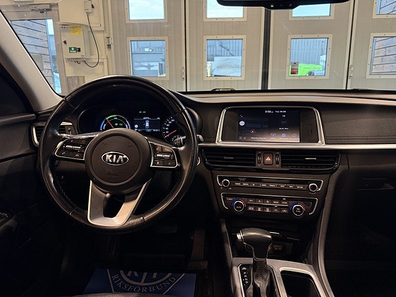 Kia Optima 8 of 30