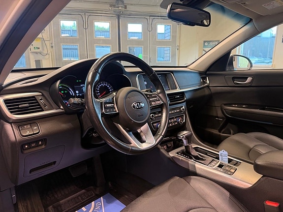 Kia Optima 7 of 30