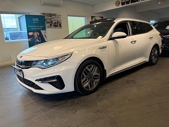 Kia Optima 2 of 30