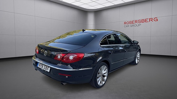 Volkswagen Passat CC 4 of 12