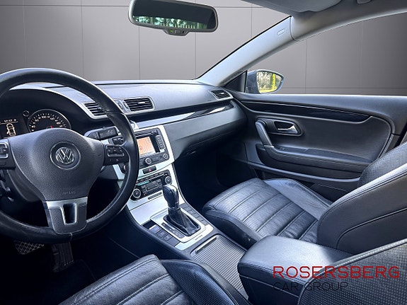 Volkswagen Passat CC 11 of 12