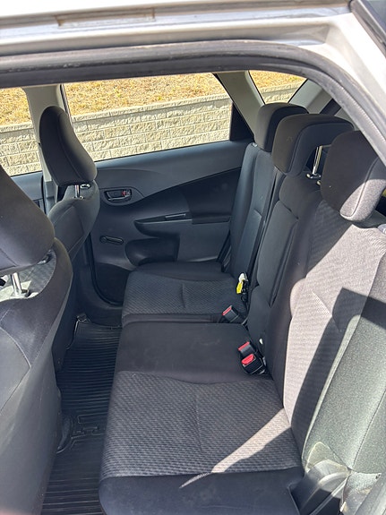 Toyota Verso-S 8 of 14