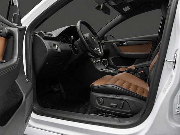 Volkswagen Passat 7 of 21