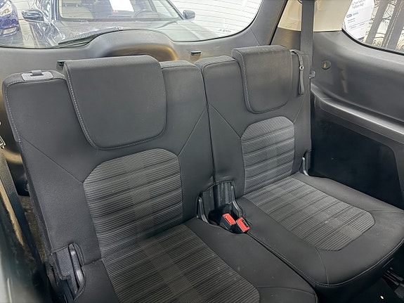 Ford Galaxy 14 of 21