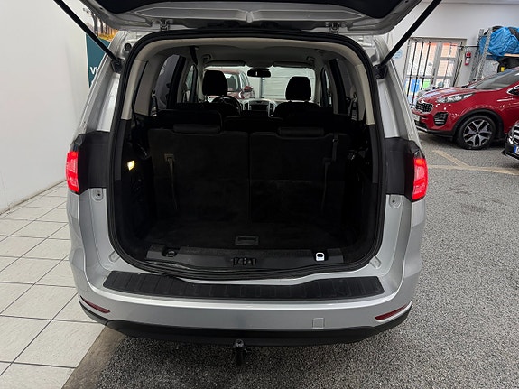 Ford Galaxy 15 of 21