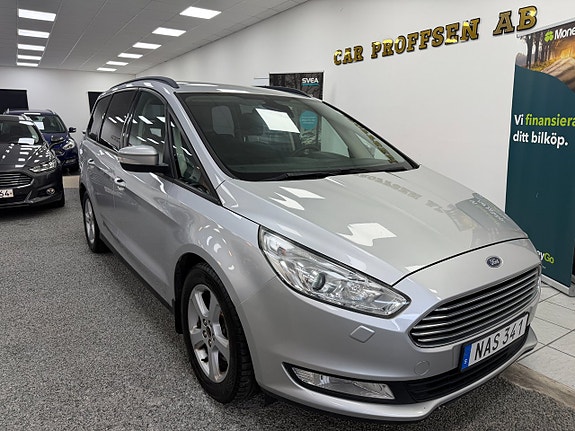 Ford Galaxy 19 of 21