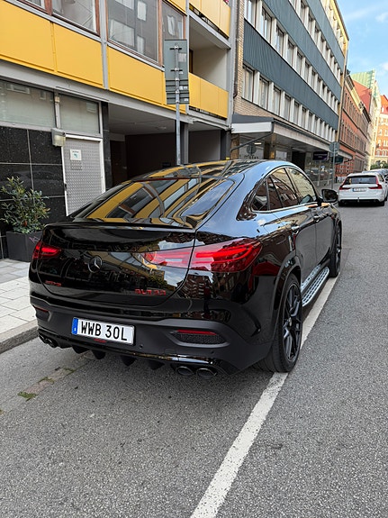 Mercedes-Benz GLE53 3 of 8