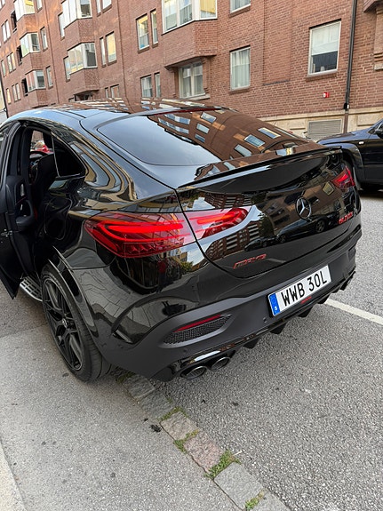 Mercedes-Benz GLE53 7 of 8