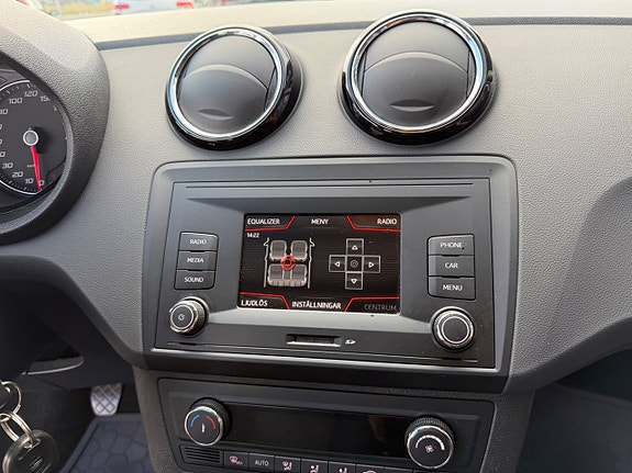 Seat Ibiza 25 of 30