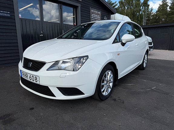 Seat Ibiza 2 of 30