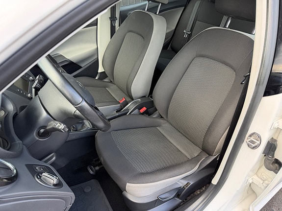 Seat Ibiza 19 of 30