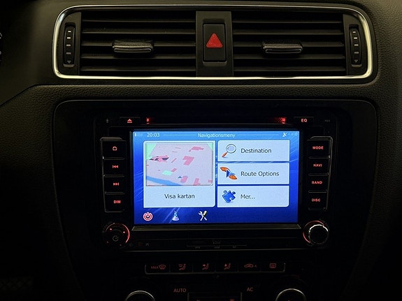 Volkswagen Jetta 23 of 27