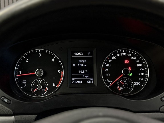 Volkswagen Jetta 18 of 27