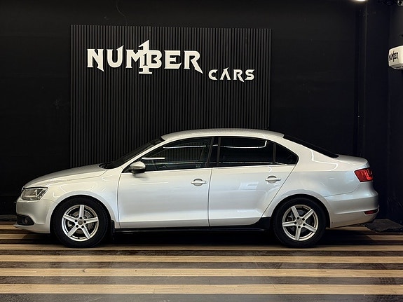 Volkswagen Jetta 4 of 27