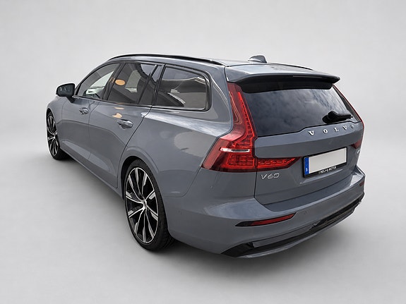 Volvo V60 6 of 7
