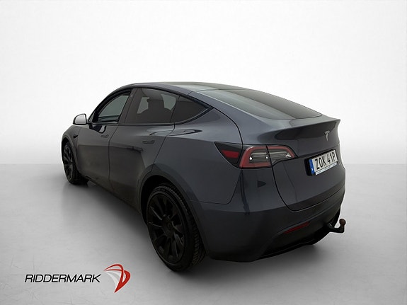 Tesla Model Y 6 of 30