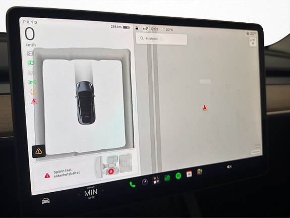 Tesla Model Y 18 of 30