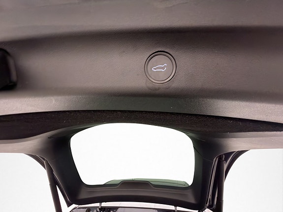 Tesla Model Y 30 of 30