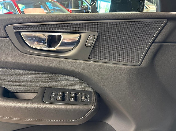 Volvo XC60 23 of 23