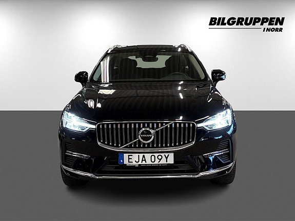 Volvo XC60 2 of 23
