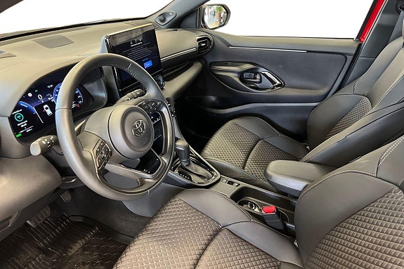 Toyota Yaris 14 of 21