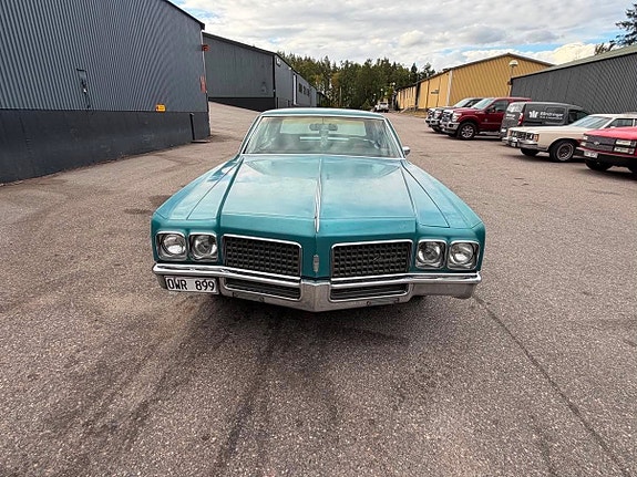 Oldsmobile Ninety-Eight 12 of 30