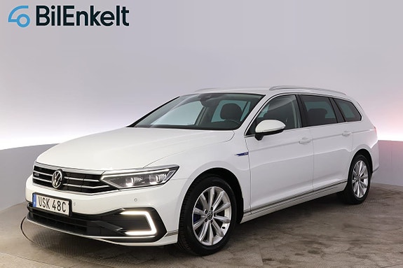 Volkswagen Passat 5 of 30