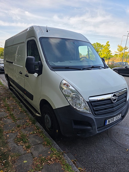 Opel Movano 2 of 9
