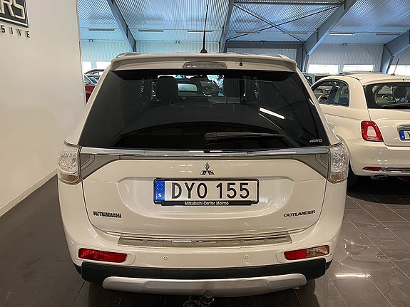 Mitsubishi Outlander 8 of 19